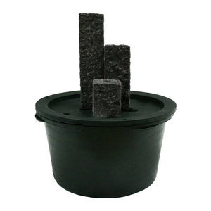 Ubbink AcquaArte Taranto Gartenbrunnen Set aus drei Granitsäulen in Anthrazit