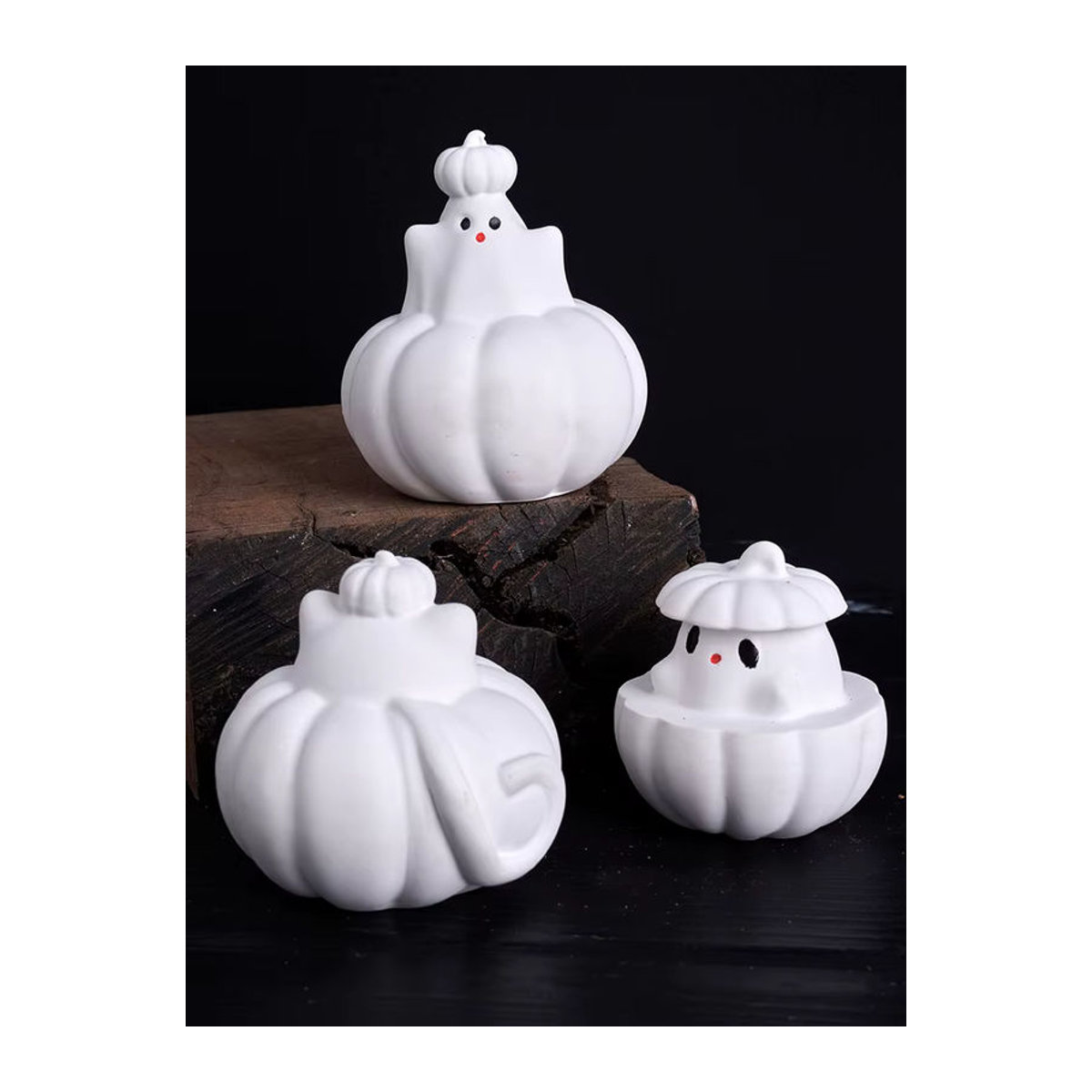 UDOCOOL Halloween Kürbis Geist Kerze aus Kunstharz in Weiß als Deko-Ornament - Bild 4