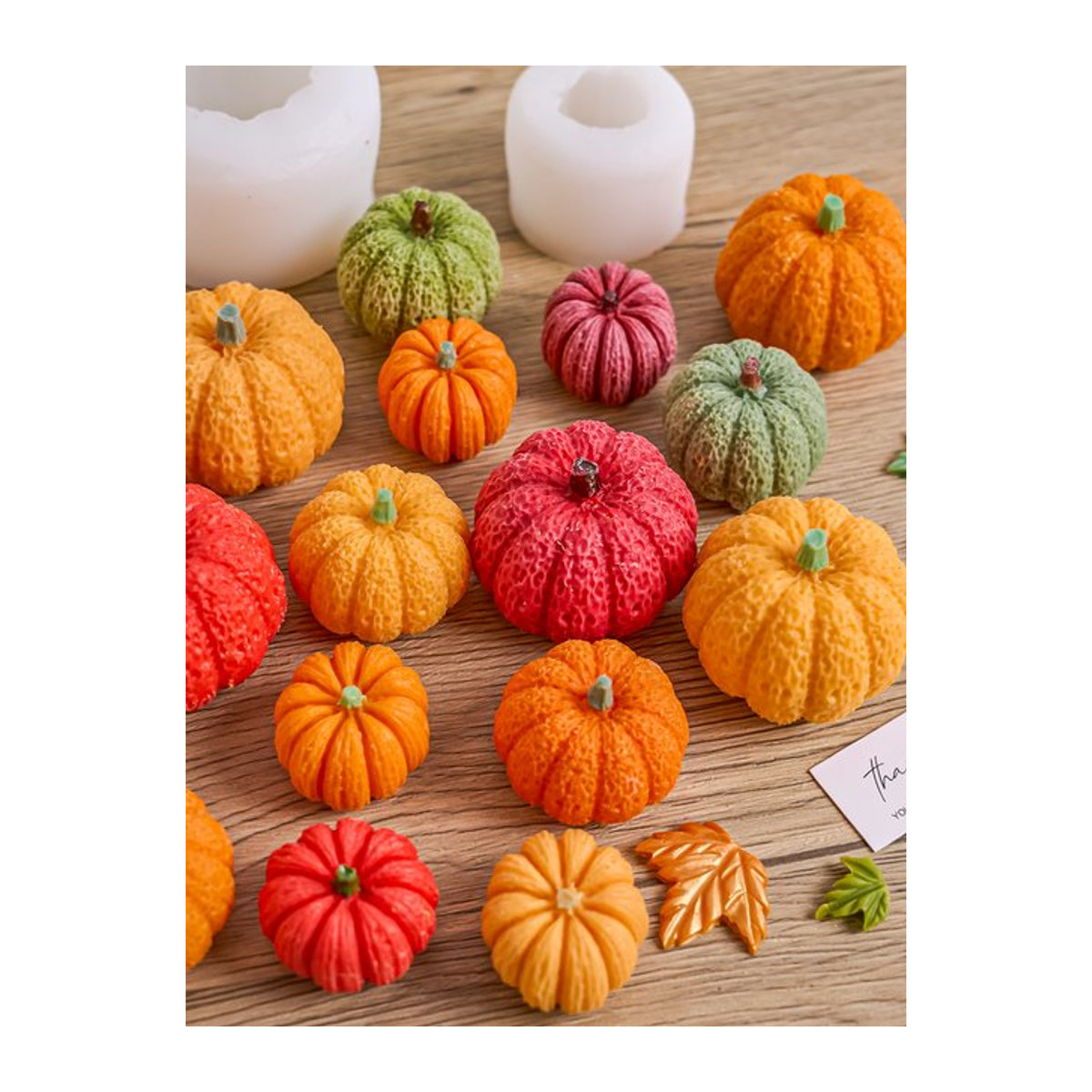 UDOCOOL Silikonform für 3D Kürbis Halloween Kerzen und DIY Ornamente, mehrfarbig - Bild 1