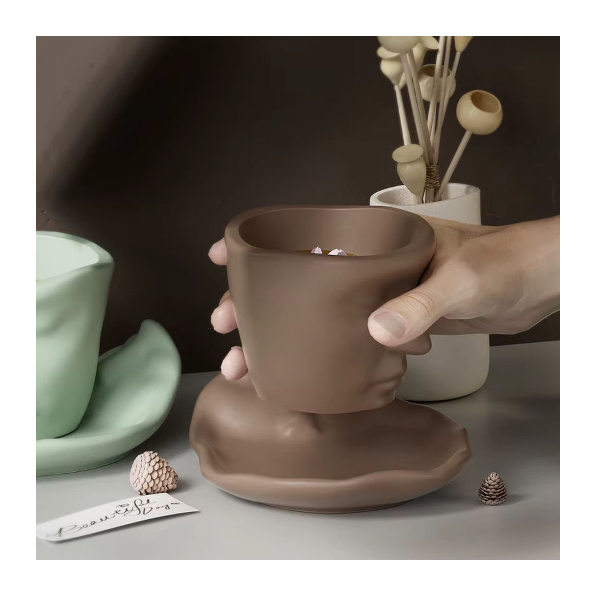 UDOCOOL Silikonform für abstrakte Kerzenbecher und Schalen im skandinavischen Design mit menschlichem Gesicht, Braun - Bild 3