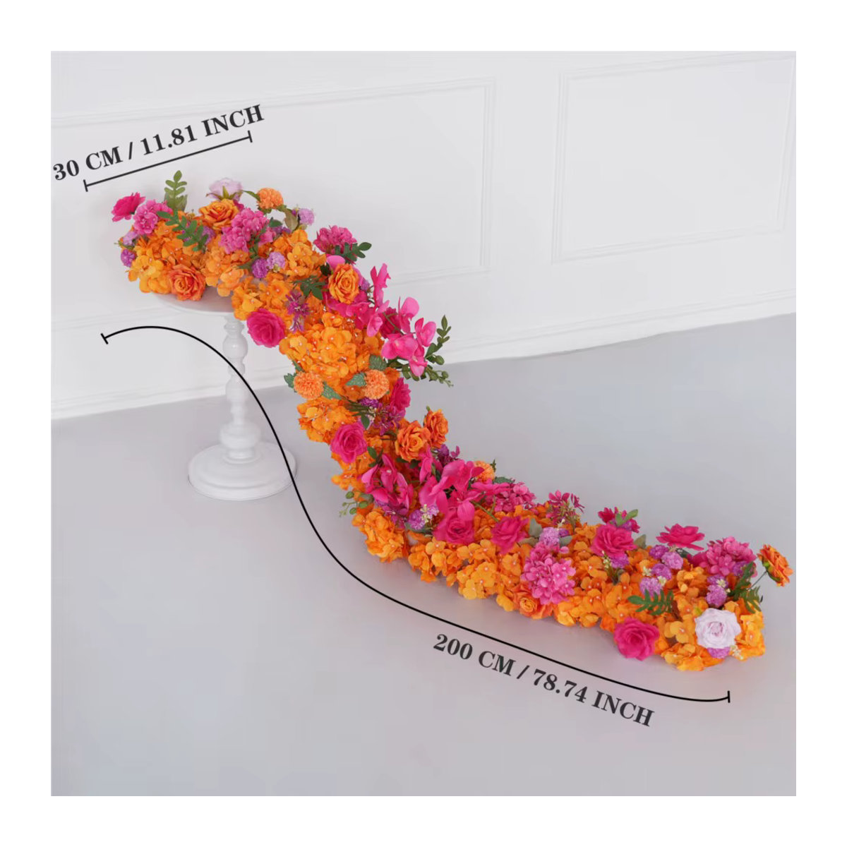 Uflower Künstliche Blumen Girlande aus Rosen und Pfingstrosen in Rot und Orange für Hochzeit und Tischdekoration - Bild 5