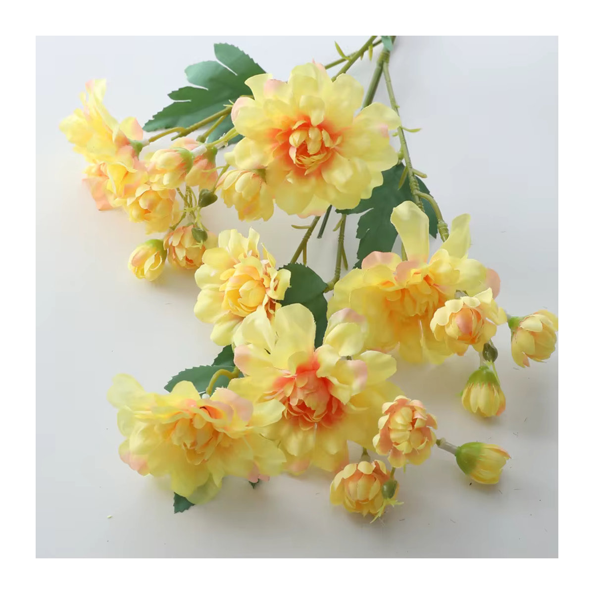 Uflower Künstliche Dahlien-Blumen in Weiß und Gelb, 63 cm Blumenarrangement für Hochzeitsdekoration und Wohnzimmer - Bild 2