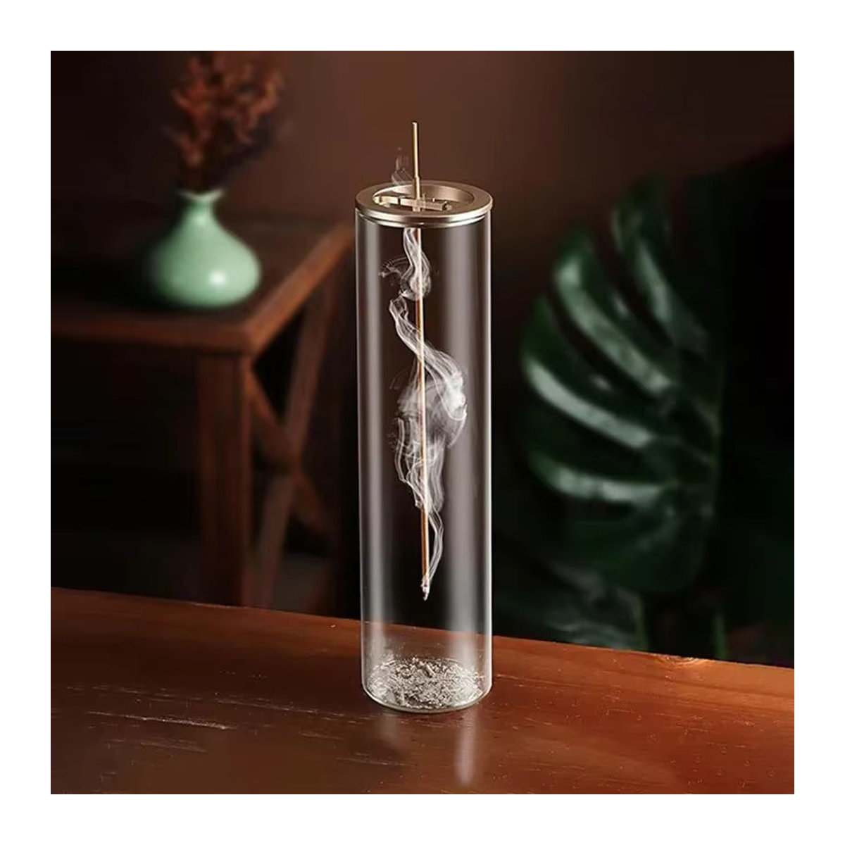 Umgedrehter Räucherstäbchenhalter mit Metallclip und transparenter Glasbasis als hängender Hängebrenner für Zen-Dekoration und Meditation - Bild 2