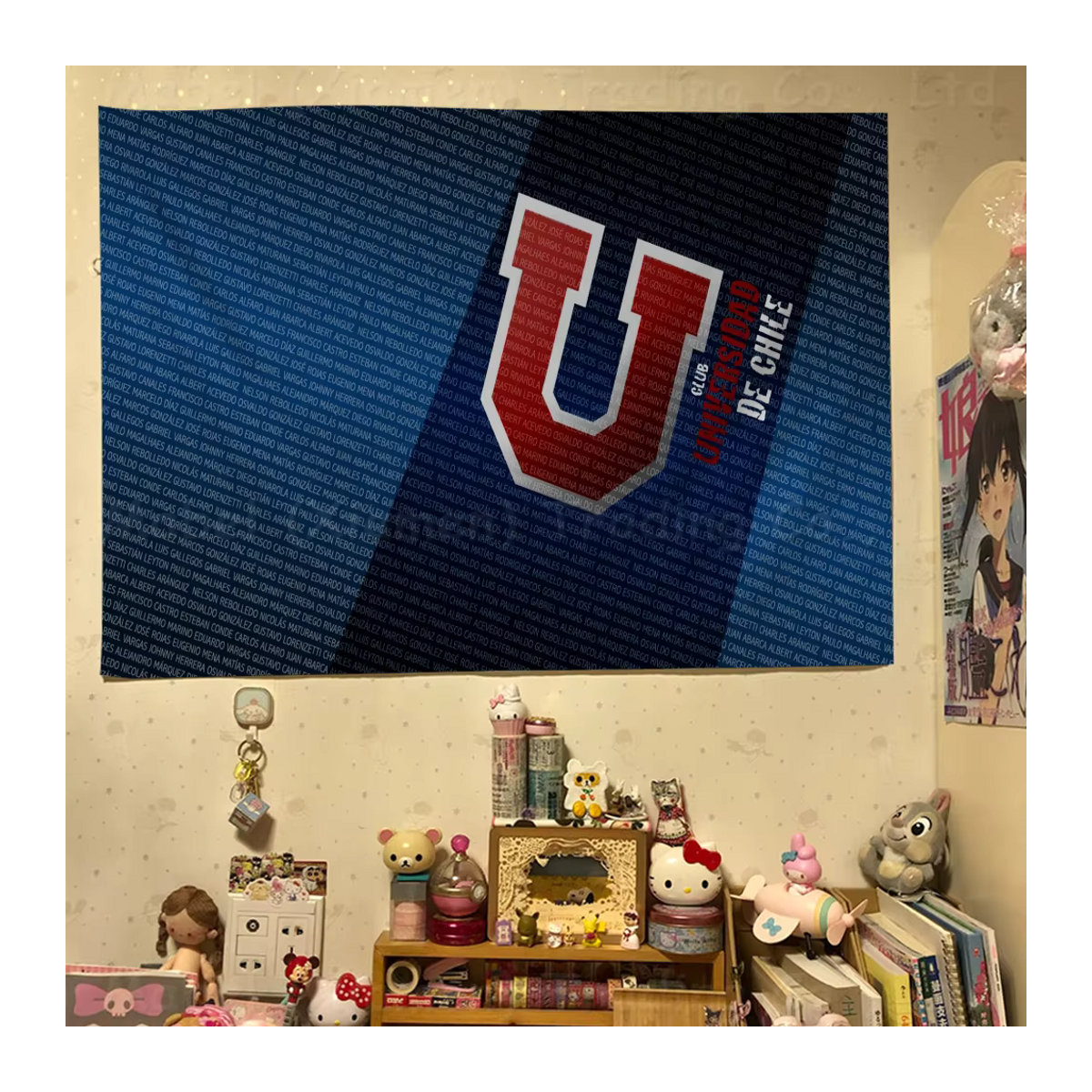 University Of-C-Chile Wandbehang mit Logo Cartoon Design in Blau, Textil Banner zur Dekoration - Bild 3