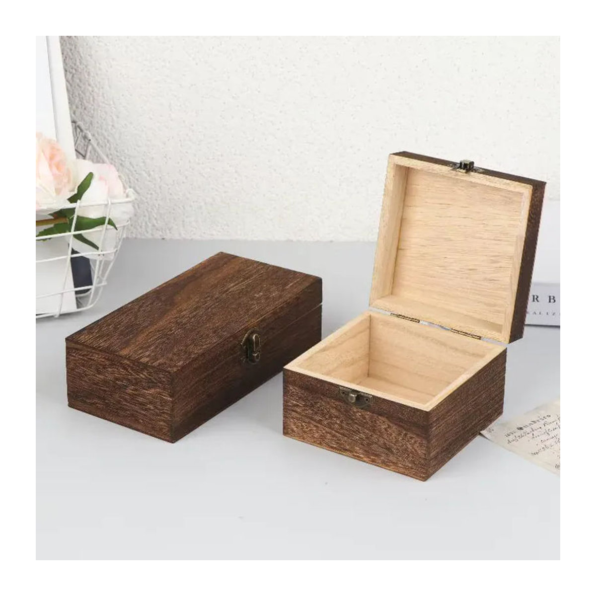 Velishy Vintage Holzkiste mit Deckel und Scharnier, quadratische Aufbewahrungsbox aus Holz in Braun für Schmuck und Bastelarbeiten - Bild 2