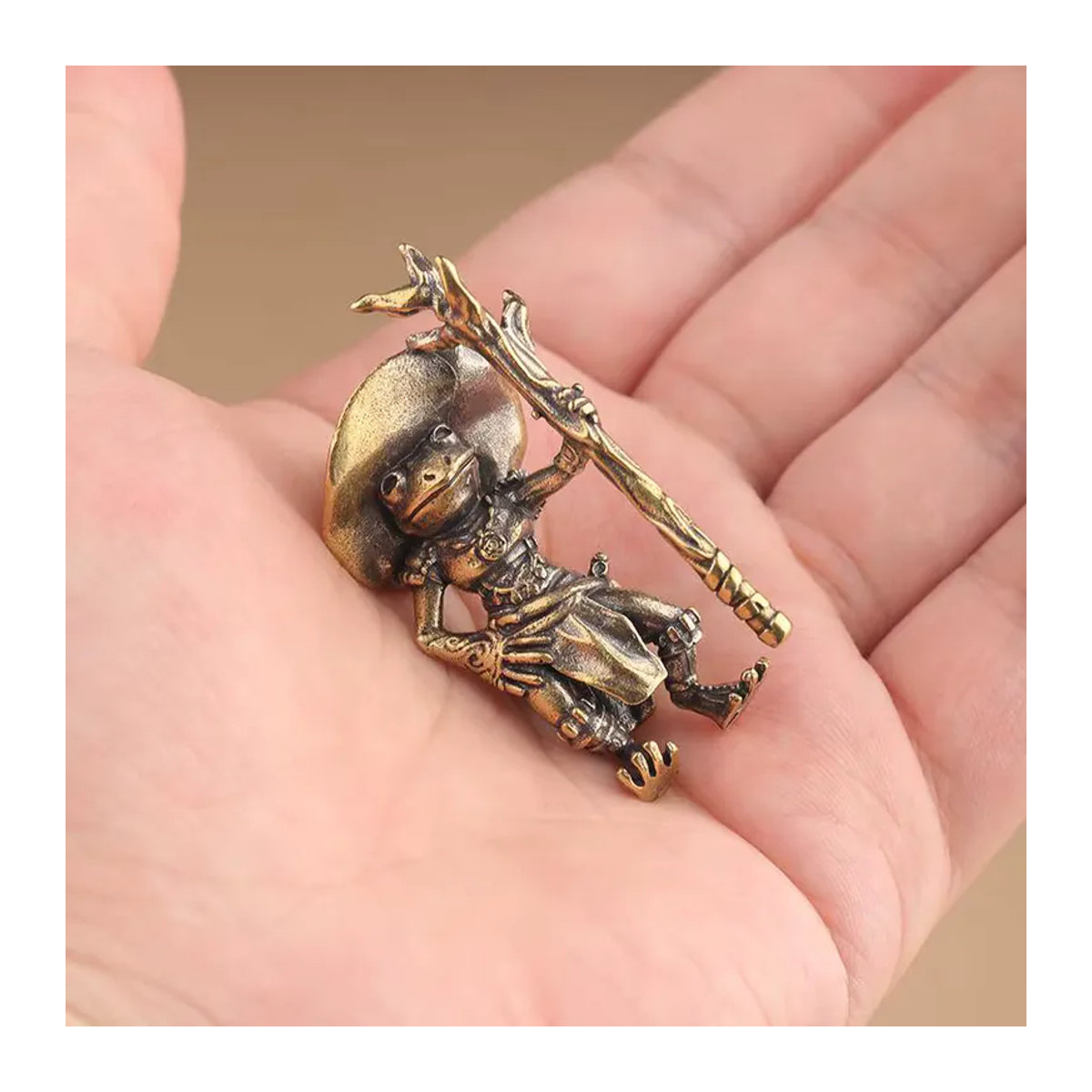 Velishy Vintage-Messingfigur Frosch-Zauberer in Gold als Metall-Miniatur für Schreibtisch und Dekoration - Bild 3