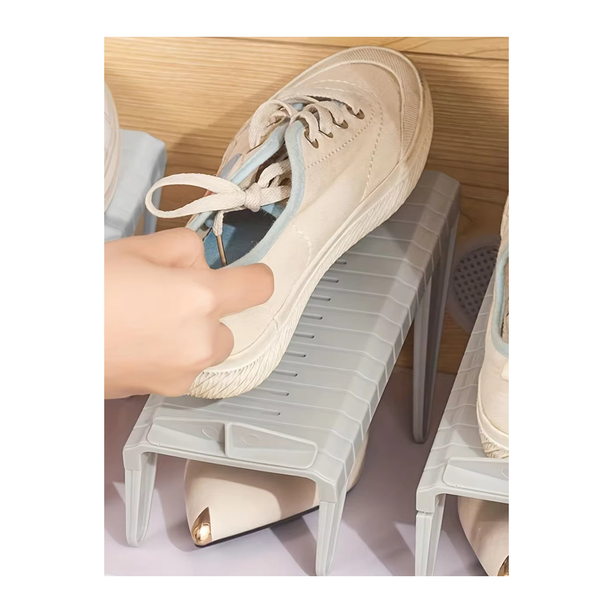 Verstellbares doppelschichtiges Stereo-Schuhregal aus Kunststoff in Weiß für minimalistische Platzersparnis zu Hause - Bild 4