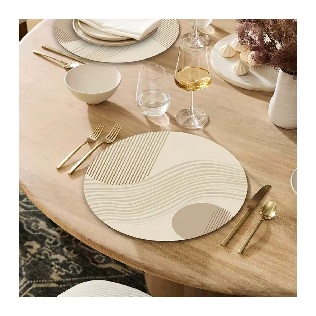 VIKAMA 4-teiliges rundes Tischset in Beige für Küche und Esstisch - Bild 4