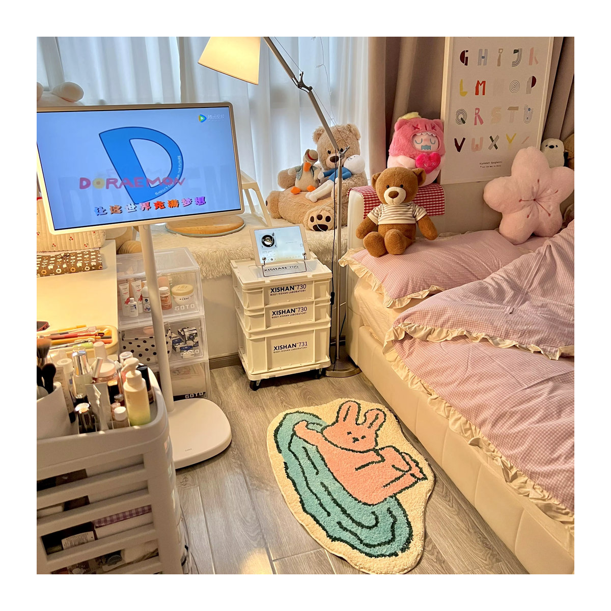 VIKAMA Bodenmatte mit niedlichem Kaninchen-Cartoon-Design, weich und mehrfarbig, ideal für Wohnzimmer, Sofa oder Eingangsbereich - Bild 3
