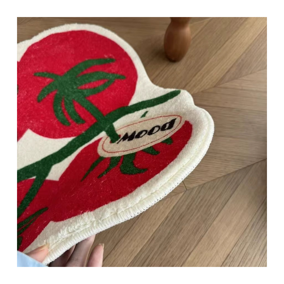 VIKAMA Dekorativer Teppich in Rot mit Tomaten-Design aus Kunstkaschmir für Wohnzimmer und Schlafzimmer, Maschinenwaschbar - Bild 5