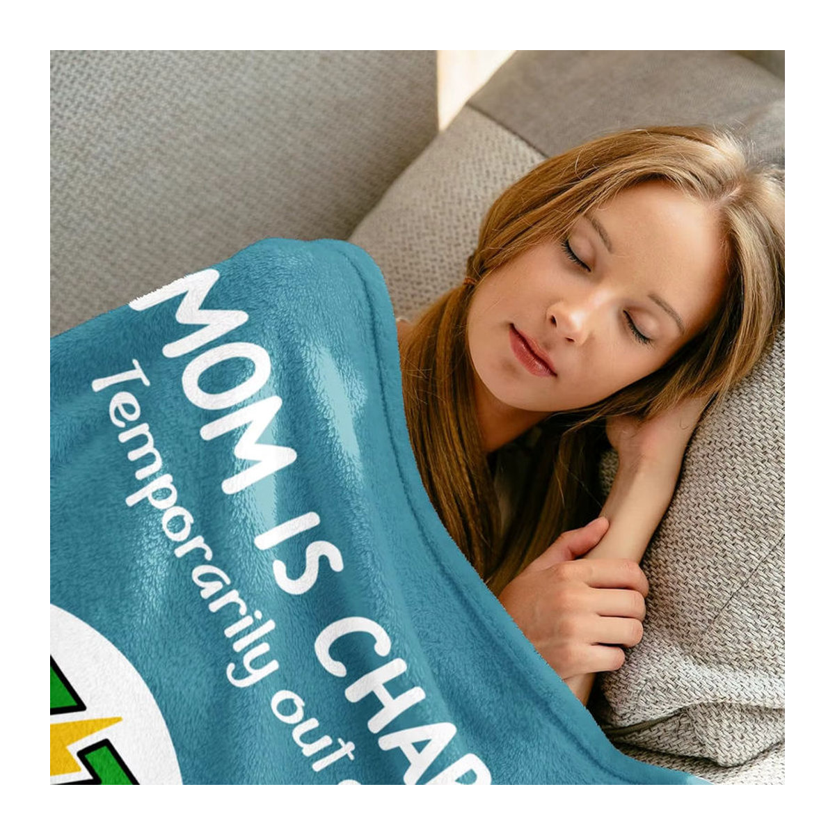 VIKAMA Fleece-Decke Mama ist eine Ladedecke in Blau als weiches Geschenk für neue Mütter - Bild 3