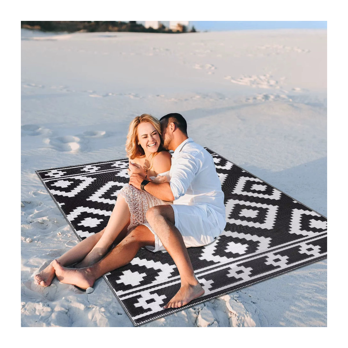 VIKAMA Picknickdecke für Outdoor, Camping und Strand in Grau Kariert mit geometrischem Design, B/T: 120 x 80 cm - Bild 1
