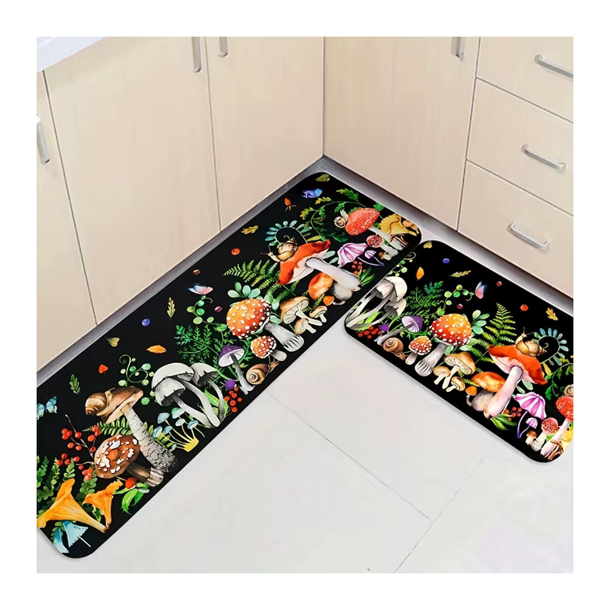 VIKAMA Pilz-Küchenmatte im 2er-Set, mehrfarbige dekorative Matte, wasserabsorbierend und rutschfest für Küche, Eingangsbereich oder Wohnzimmer - Bild 3