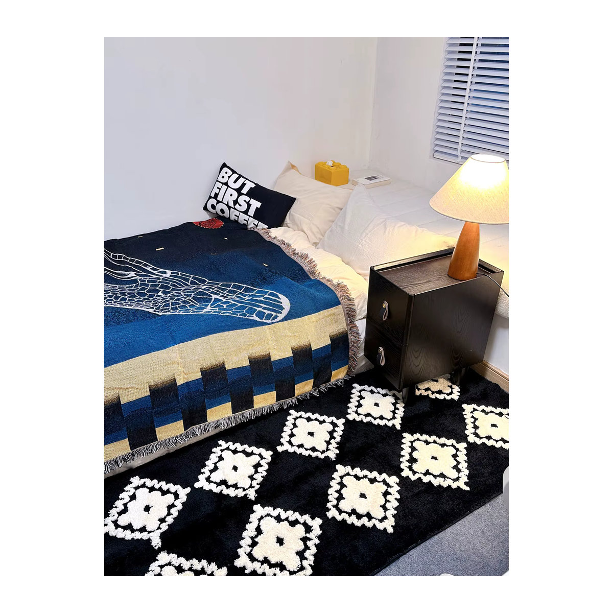 VIKAMA Tie-Dye Plüschteppich aus Seide und Wolle in Schwarz für Wohnzimmer und Dekoration - Bild 2