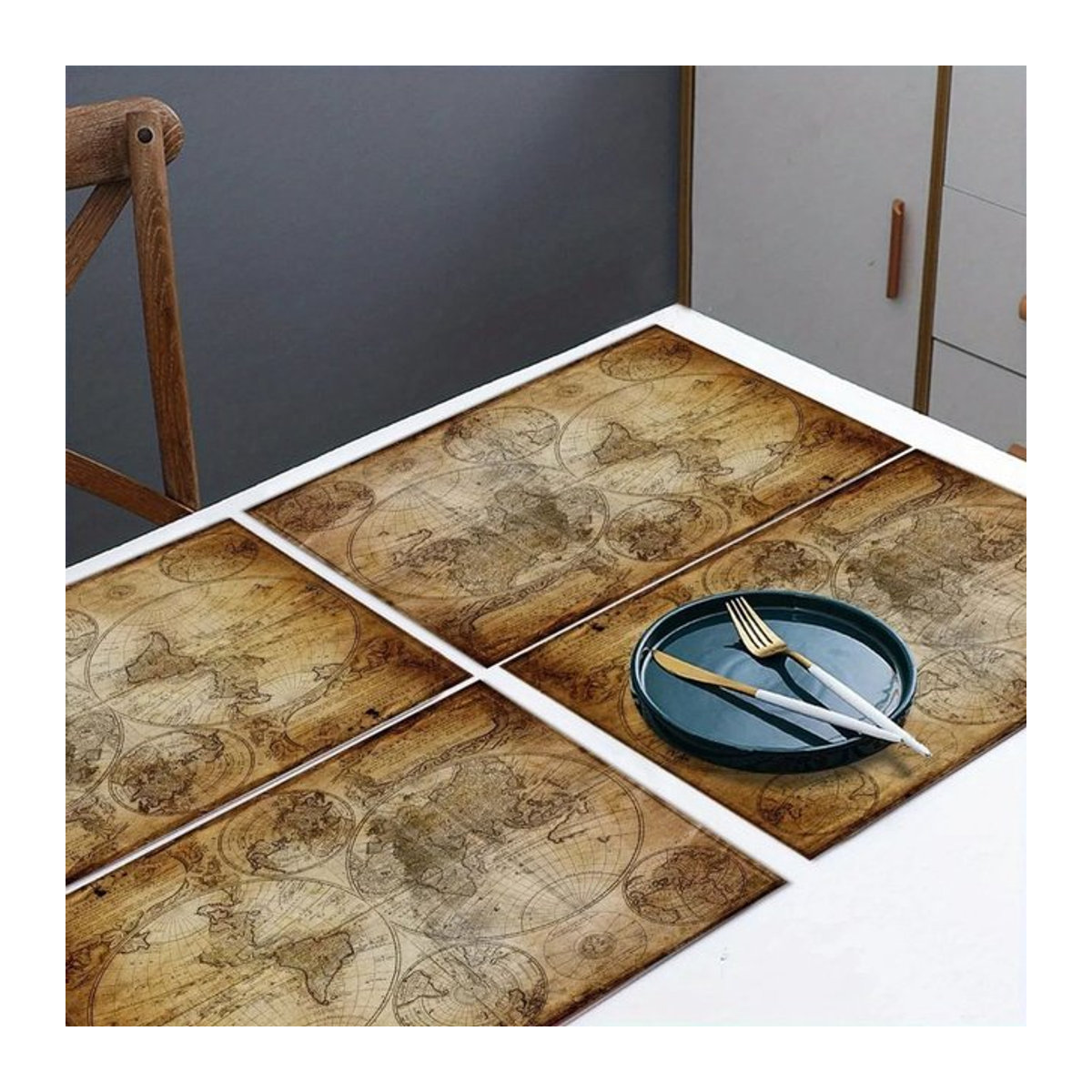 VIKAMA Vintage-Tischset mit nautischer Weltkarte, 4er-Set hitzebeständig, braun - Bild 1