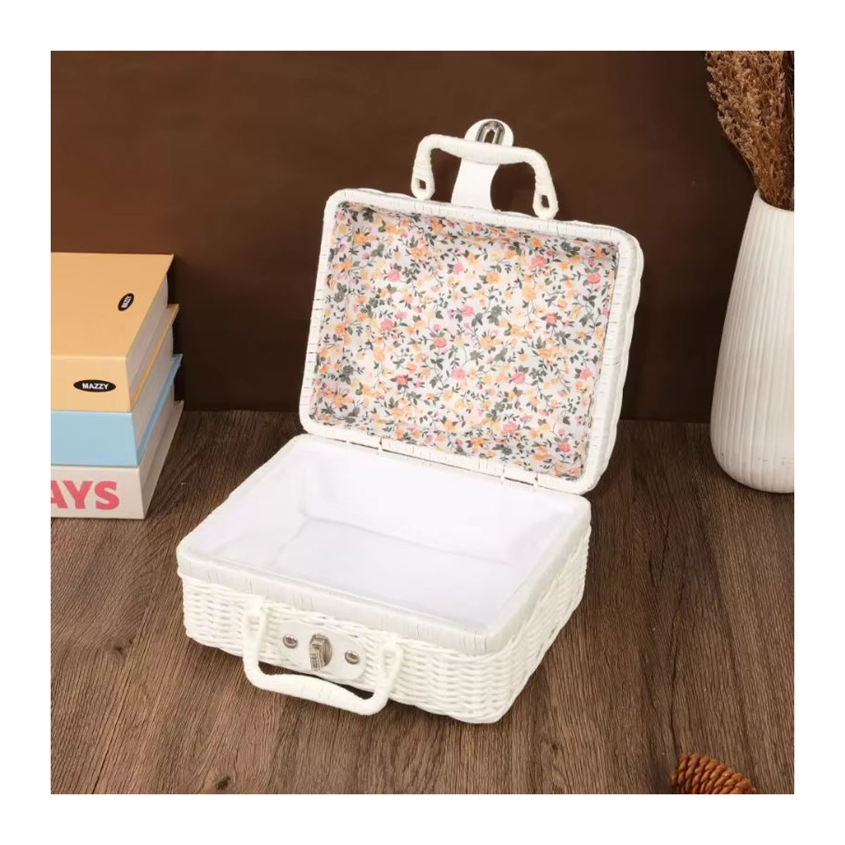 Vintage Aufbewahrungsbox aus Rattan und Kunststoff mit Deckel in Rosa oder Weiß mit floralem Design und rechteckiger Form - Bild 3