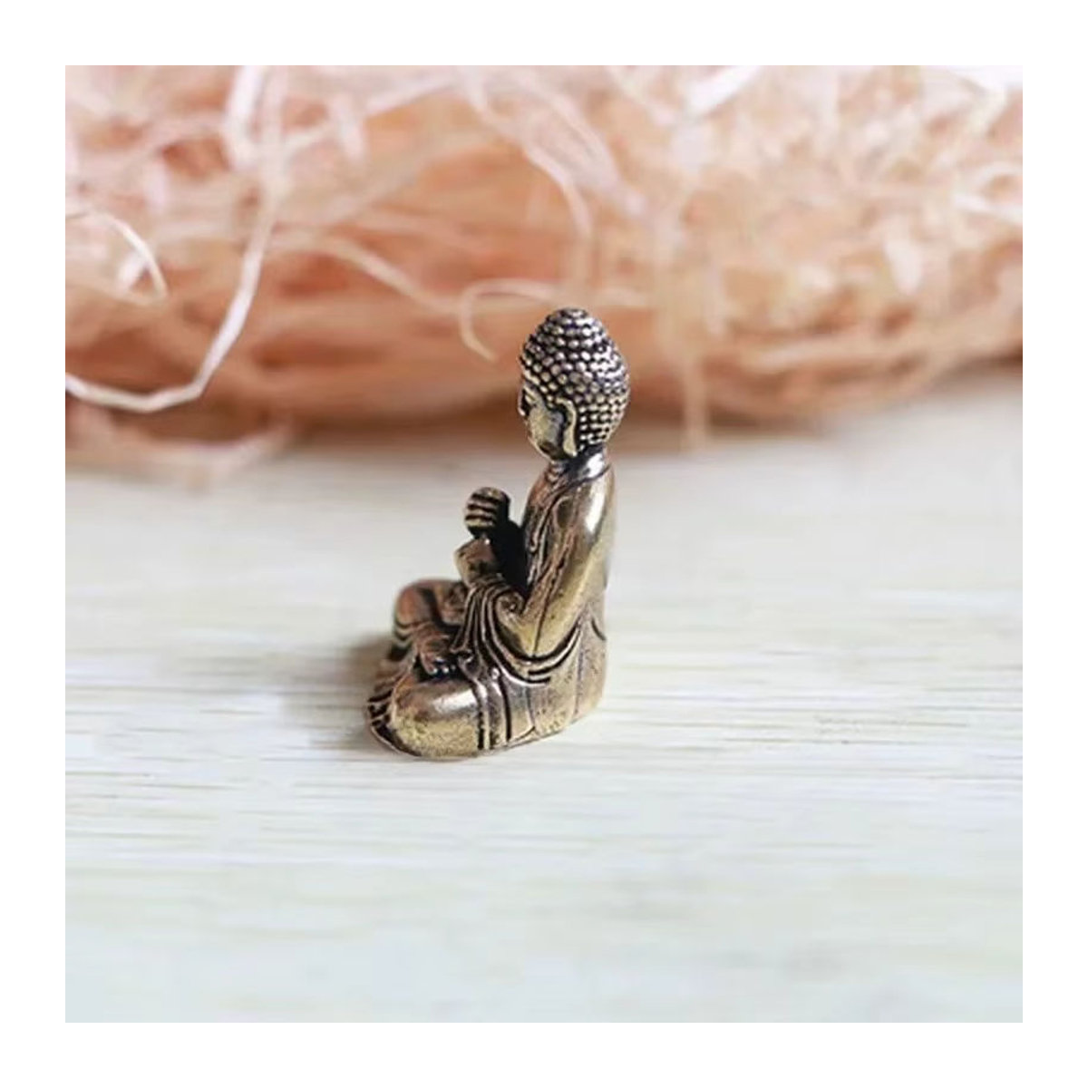Vintage Buddha Statue aus Messing in Gold als dekorative Skulptur für Schreibtisch und Büro - Bild 2