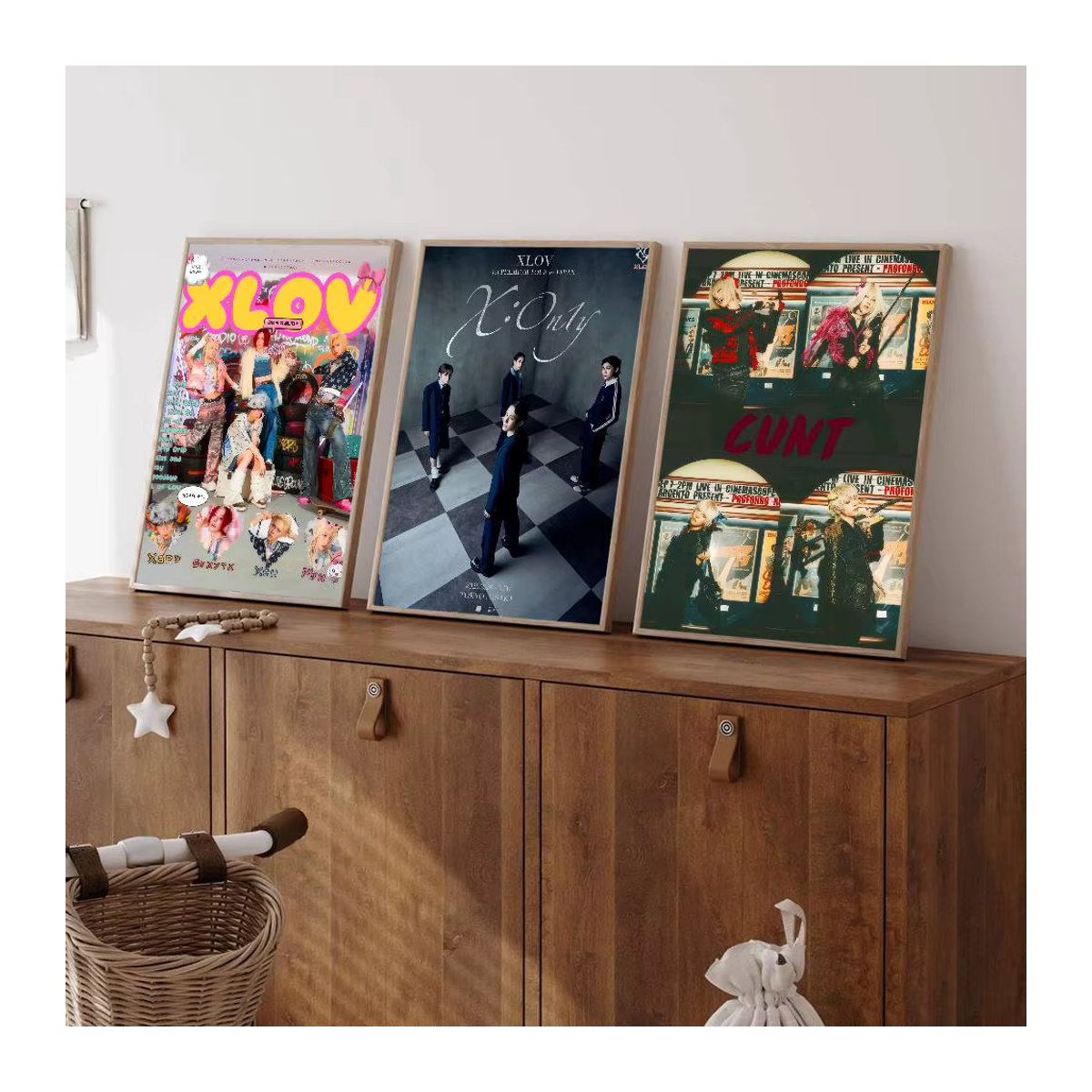 Vintage K-Pop-Gruppe X-XLov Filmplakat als mehrfarbiges Wandkunst-Gemälde im Hochformat für deine Heimdekoration - Bild 1