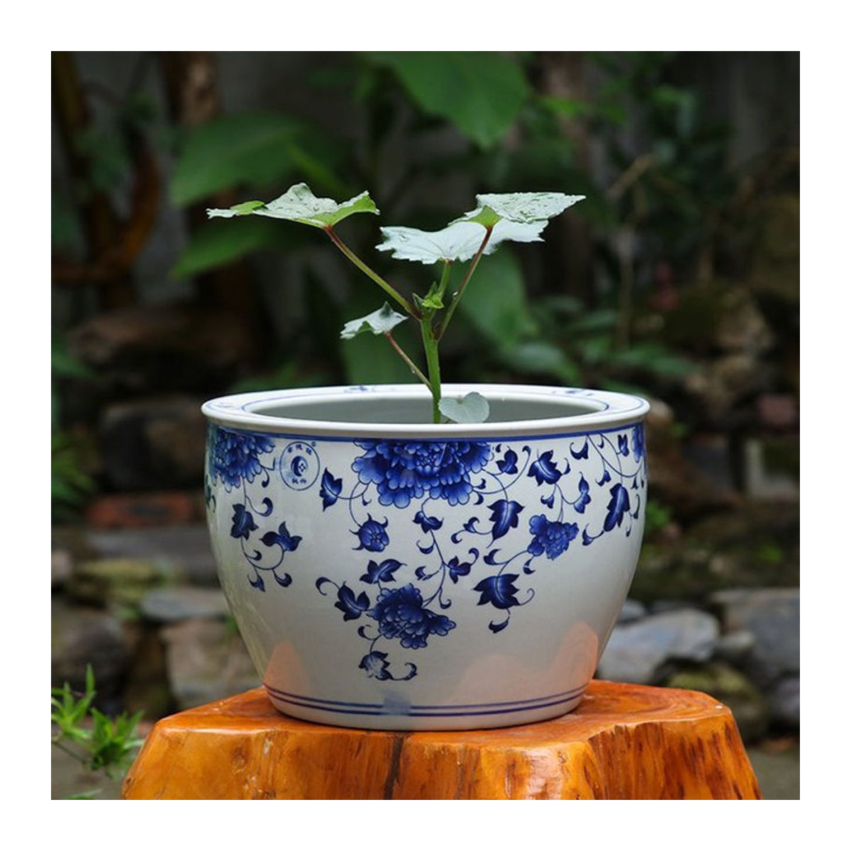 Vintage Keramik Pflanzer in Blau und Weiß mit floralem Design, runder Porzellan Blumentopf für den Außenbereich, Durchmesser: 30,48 cm - Bild 1