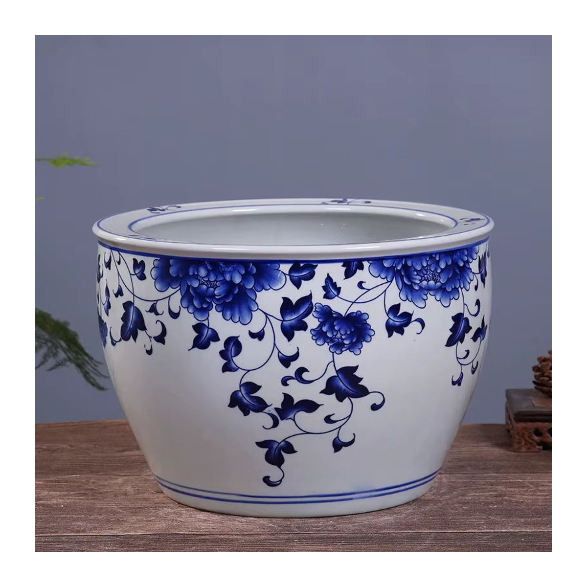 Vintage Keramik Pflanzer in Blau und Weiß mit floralem Design, runder Porzellan Blumentopf für den Außenbereich, Durchmesser: 30,48 cm - Bild 2