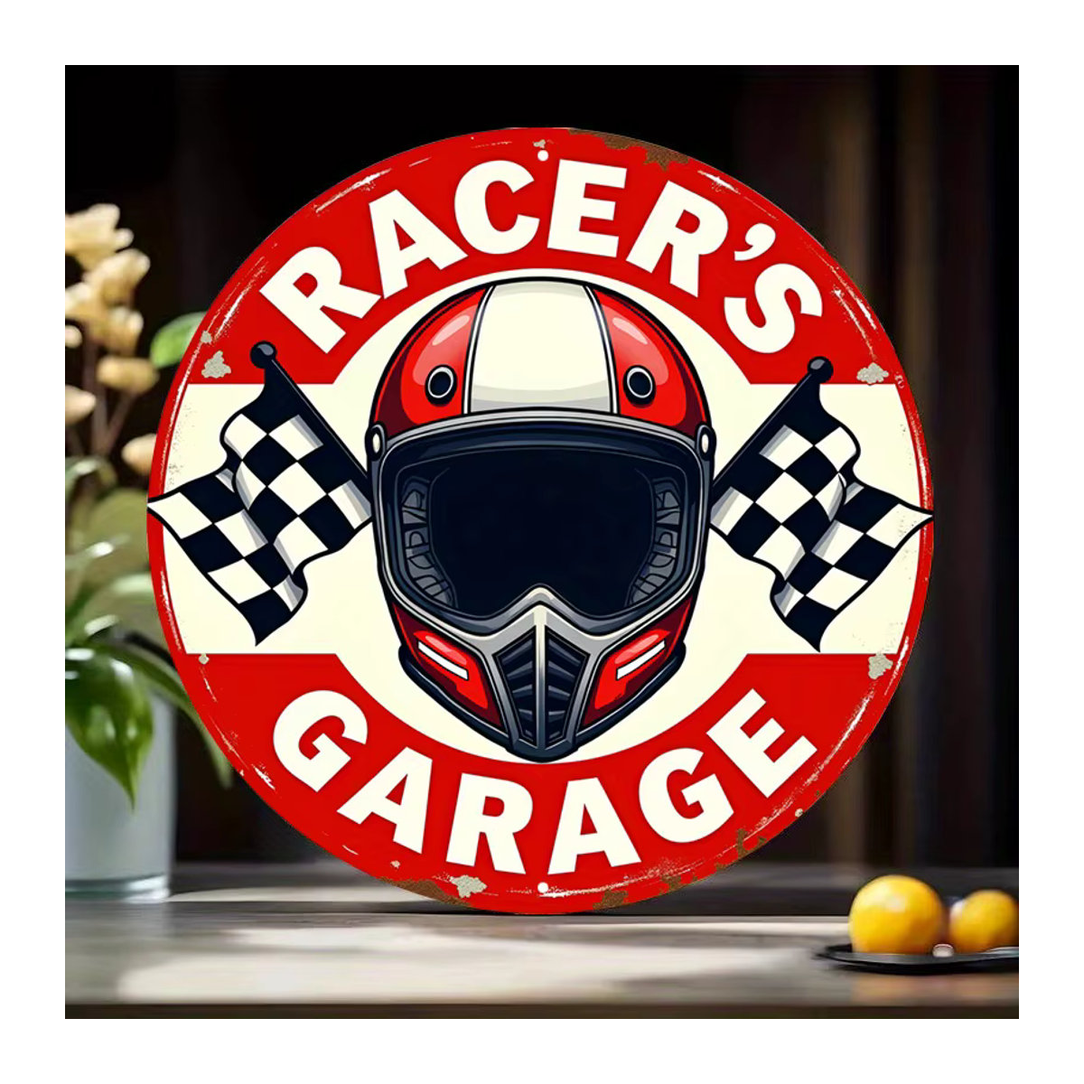 Vintage-Racer-Garage-Metallschild mit Rennflagge und Helmdesign in Rot zur Wandmontage - Bild 3