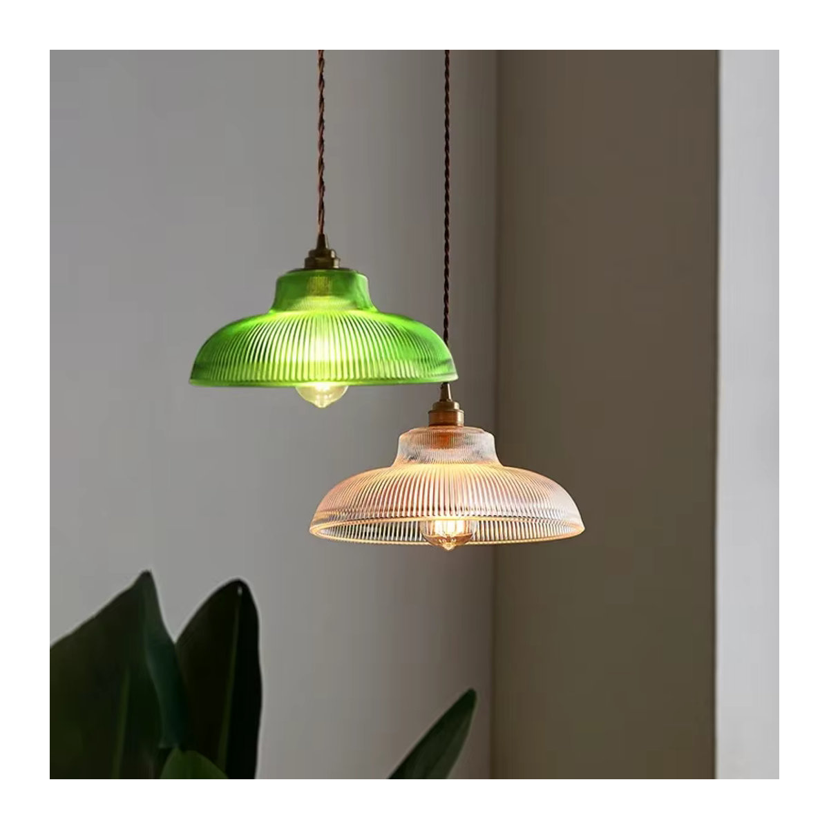 WADBTY Retro-Pendelleuchte aus Glas in Grün für Wohnzimmer, Schlafzimmer und Esszimmer - Bild 4