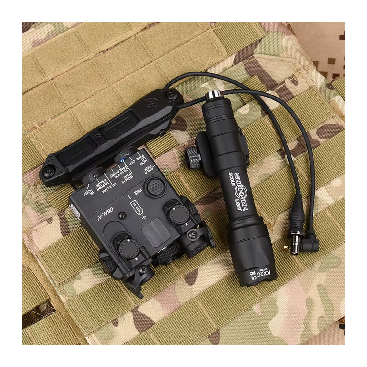 WADSN DBAL A2 Taktische Laser-Taschenlampe mit Rot Grün Blau und Weißer LED für Airsoft und Jagdausrüstung - Bild 2