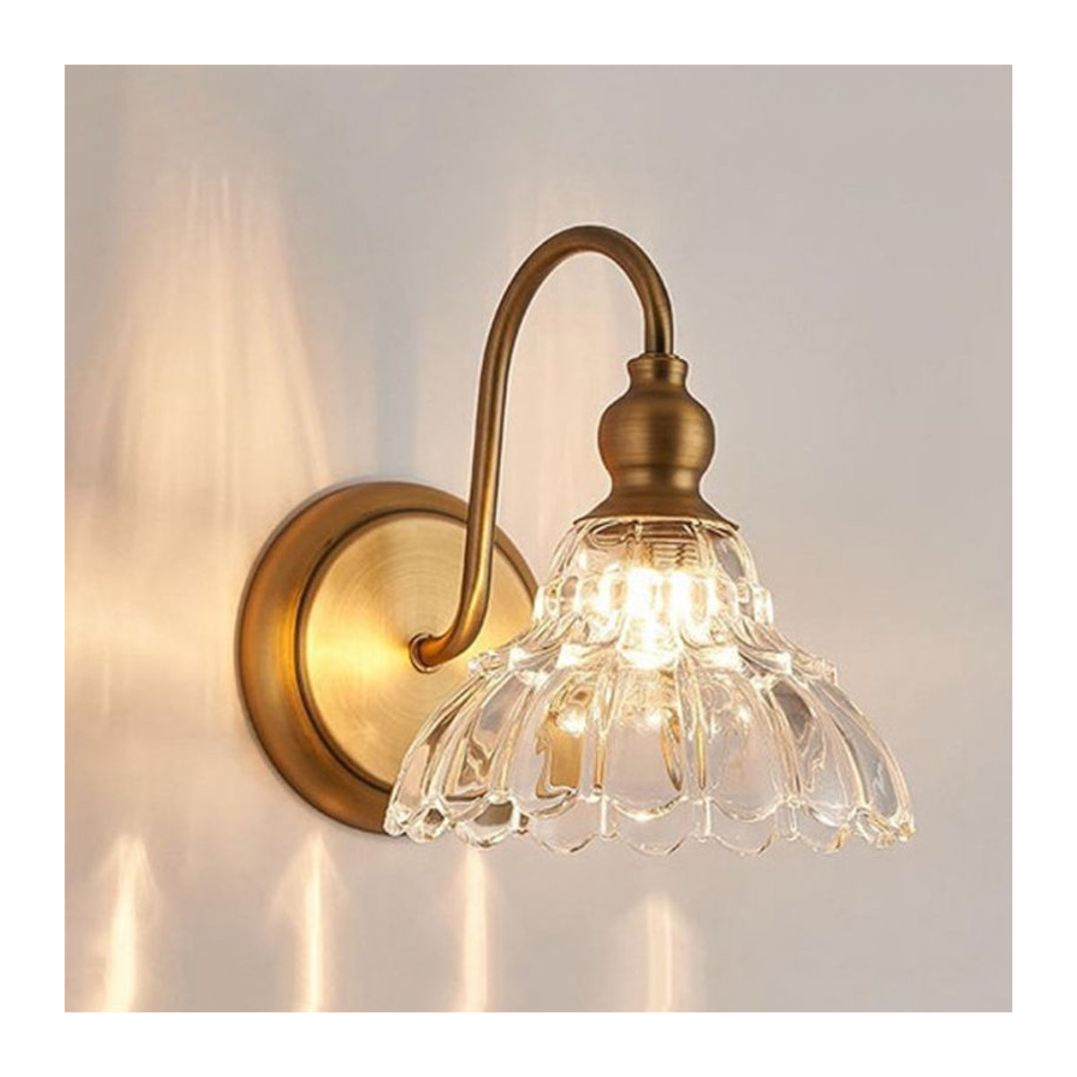 Wandleuchte wecus aus Kristallglas in Gold für Badezimmer, Schlafzimmer und Flur - Bild 1