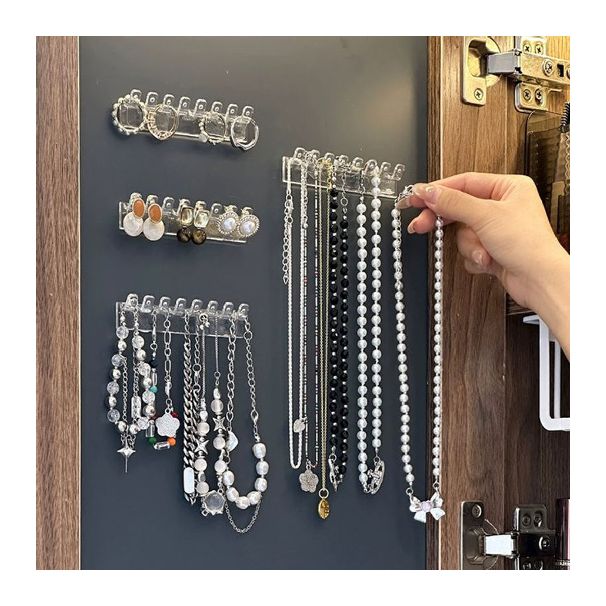 Wandmontierter Schmuckständer aus Metall in Transparent für Halsketten, Armbänder und Ohrringe - Bild 1