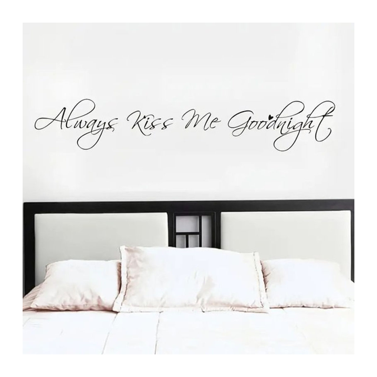 Wandtattoo Kiss Me Always mit Herz-Motiv und Liebes-Zitaten in Schwarz aus Kunststoff für dein Schlafzimmer oder Wohnzimmer - Bild 1