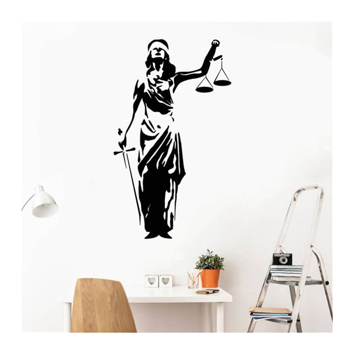 Wandtattoo Themis Dame der Gerechtigkeit in Schwarz als Vinyl Aufkleber für Anwaltsbüros und Gerichtliche Dekoration - Bild 1