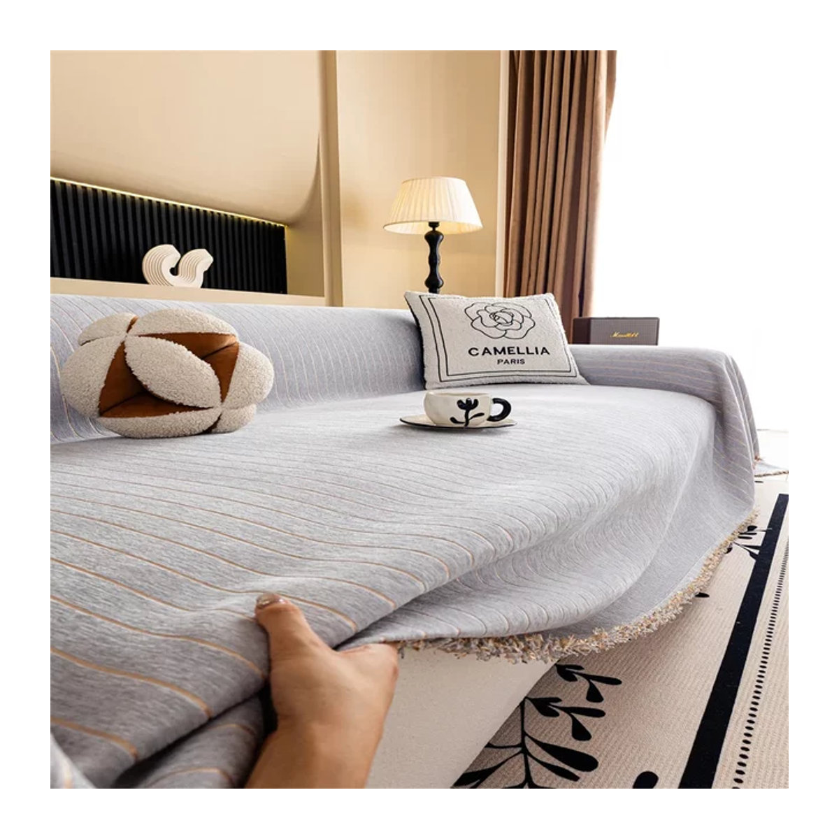 Wasserabweisende Chenille Sofa Abdeckung von 静岩汐洁 in Creme und Grau, rutschfestes Sofatuch zum Schutz vor Kratzern und Flecken - Bild 1