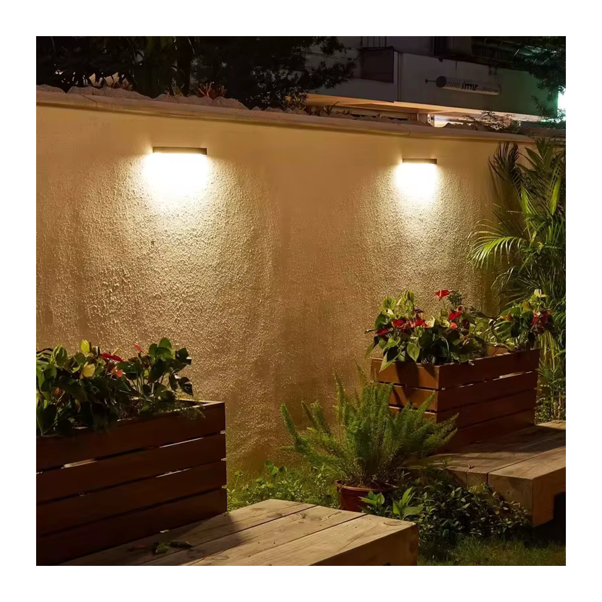 Wasserdichte Solar LED Wandleuchte in Schwarz für Garten und Außenbereich im minimalistischen Design - Bild 4