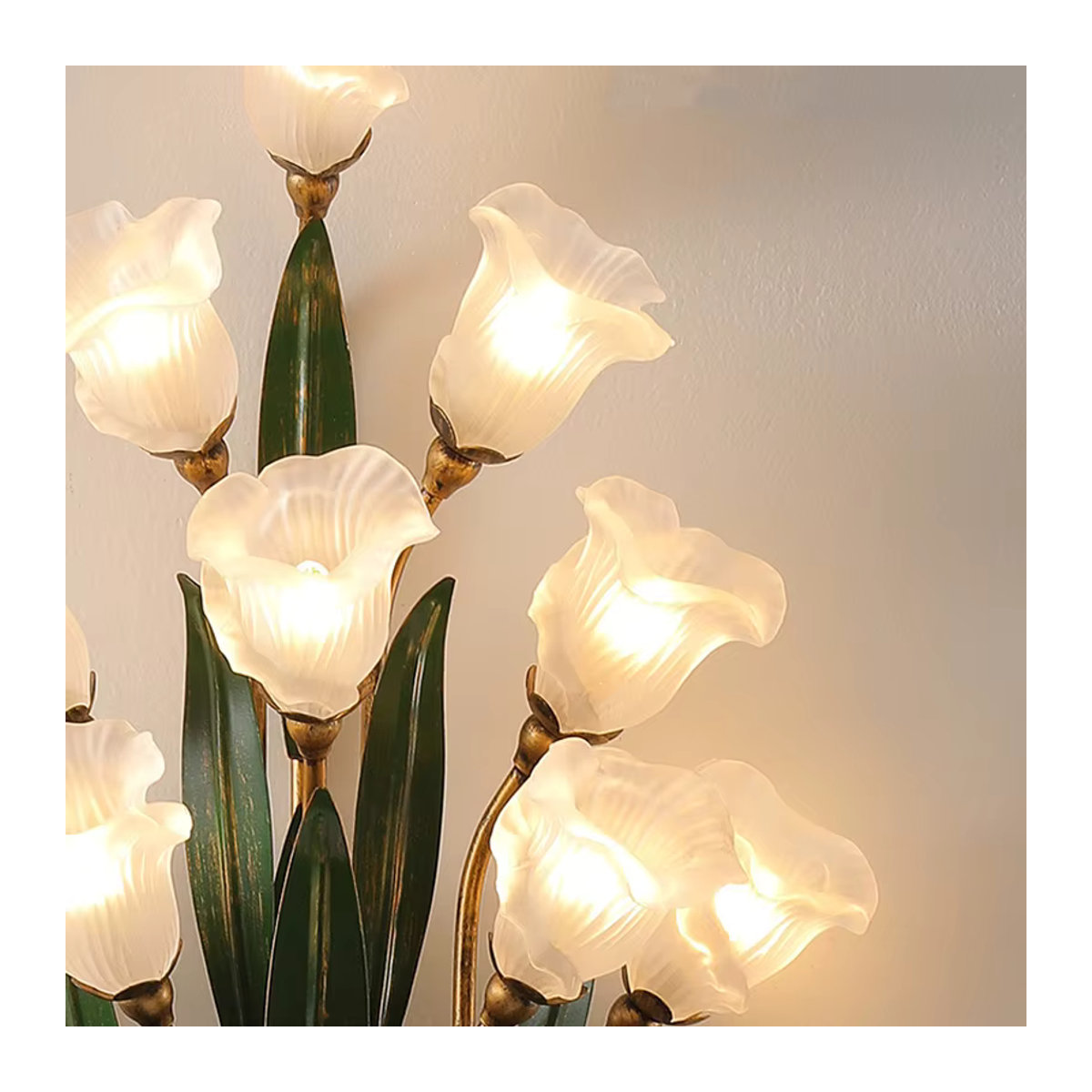 wecus Nachttischlampe im französischen Landhausstil mit Blumenmuster in Weiß und Rosa - Bild 3