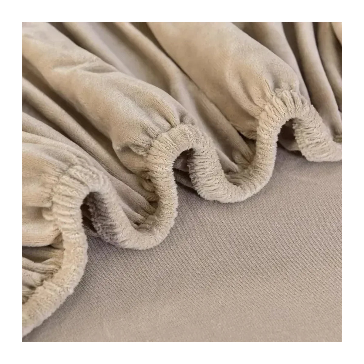 Weiche Samt Stuhlbezüge aus Stretch-Material für Esszimmerstühle und Bürostühle in Schwarz oder Beige - Bild 4