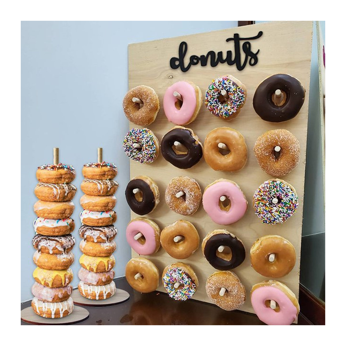 WEIGAO Rustikaler Donut-Wandständer aus Holz in Braun und Beige für Hochzeiten und Geburtstage - Bild 1