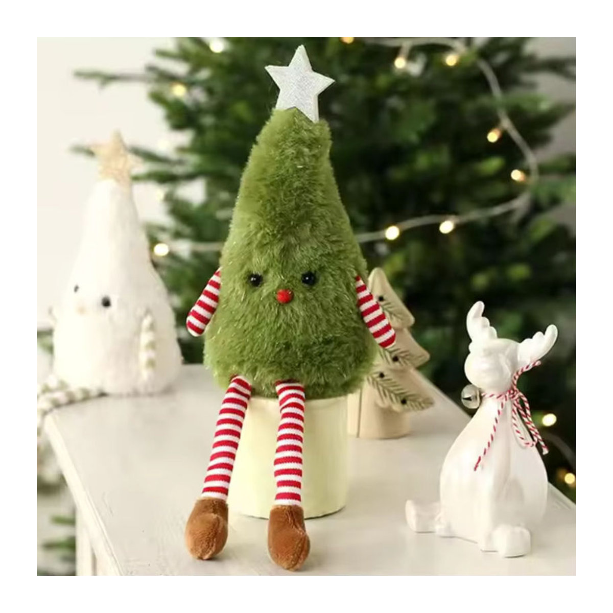 Weihnachtliches Hängeornament aus Textil mit Tier- und Puppenfiguren in Grün und Weiß - Bild 4