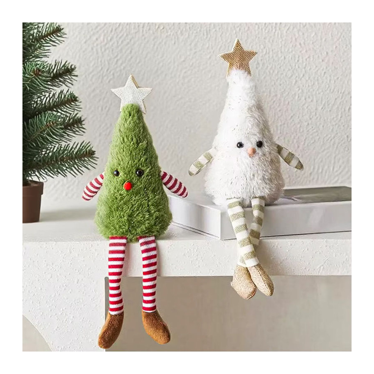 Weihnachtliches Hängeornament aus Textil mit Tier- und Puppenfiguren in Grün und Weiß - Bild 6