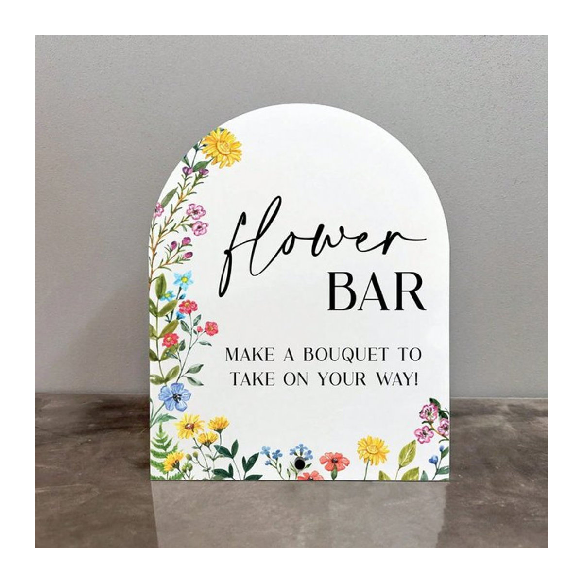 Weißes Acrylschild mit floralem Design für Blumenbar und Hochzeitsdekoration - Bild 1