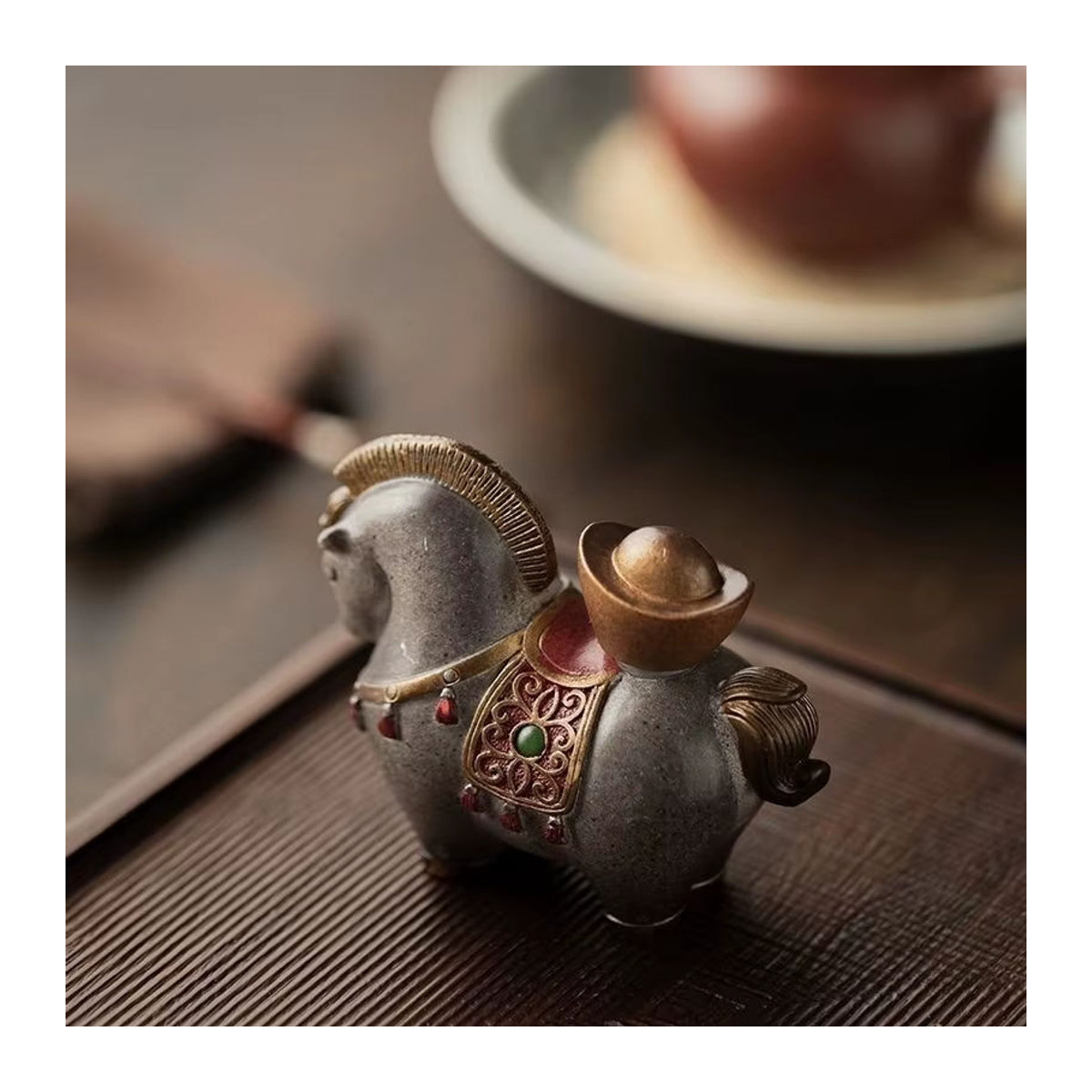 Weißes Tangma Tier Ornament im chinesischen Stil aus Kunstharz für deine Tee-Dekoration - Bild 4