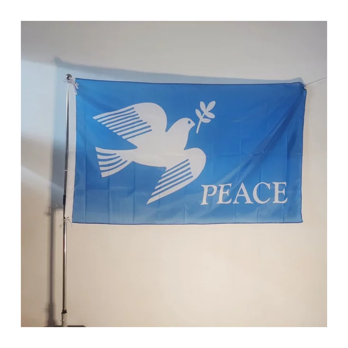 Weltfriedensflagge Stop The War mit Taubenmotiv, blaues Polyester-Banner mit Ösen für Outdoor und Indoor, rechteckig - Bild 1