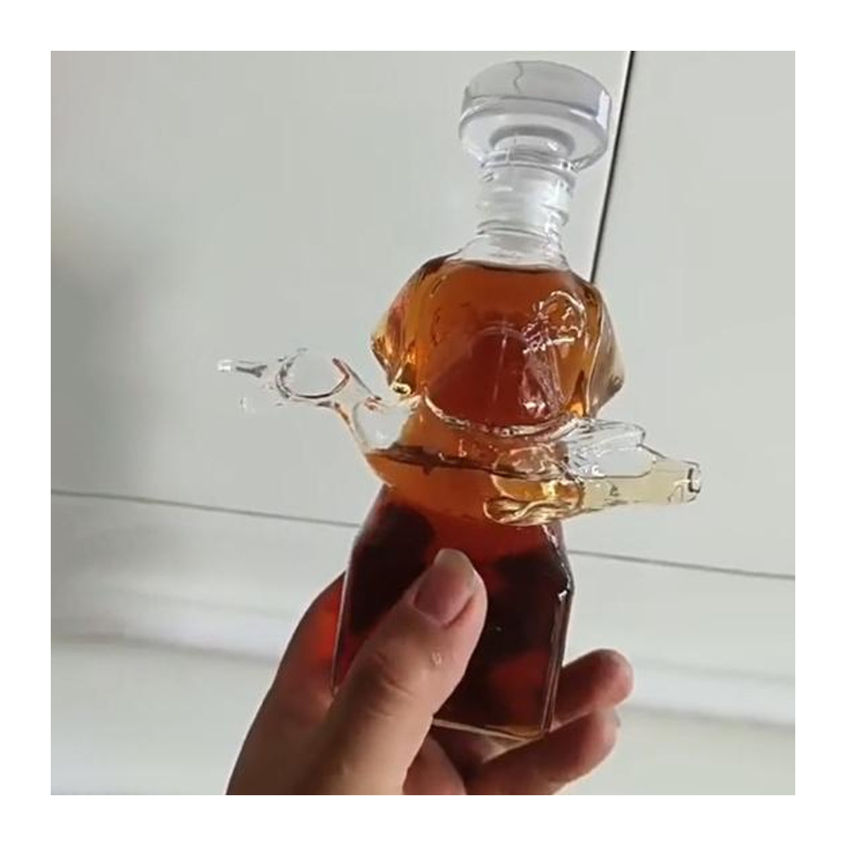 Whiskey-Karaffe aus Glas mit 3D-Gravur Jagdhund in Transparent, dekorative Glasflasche für deine Heimbar - Bild 3