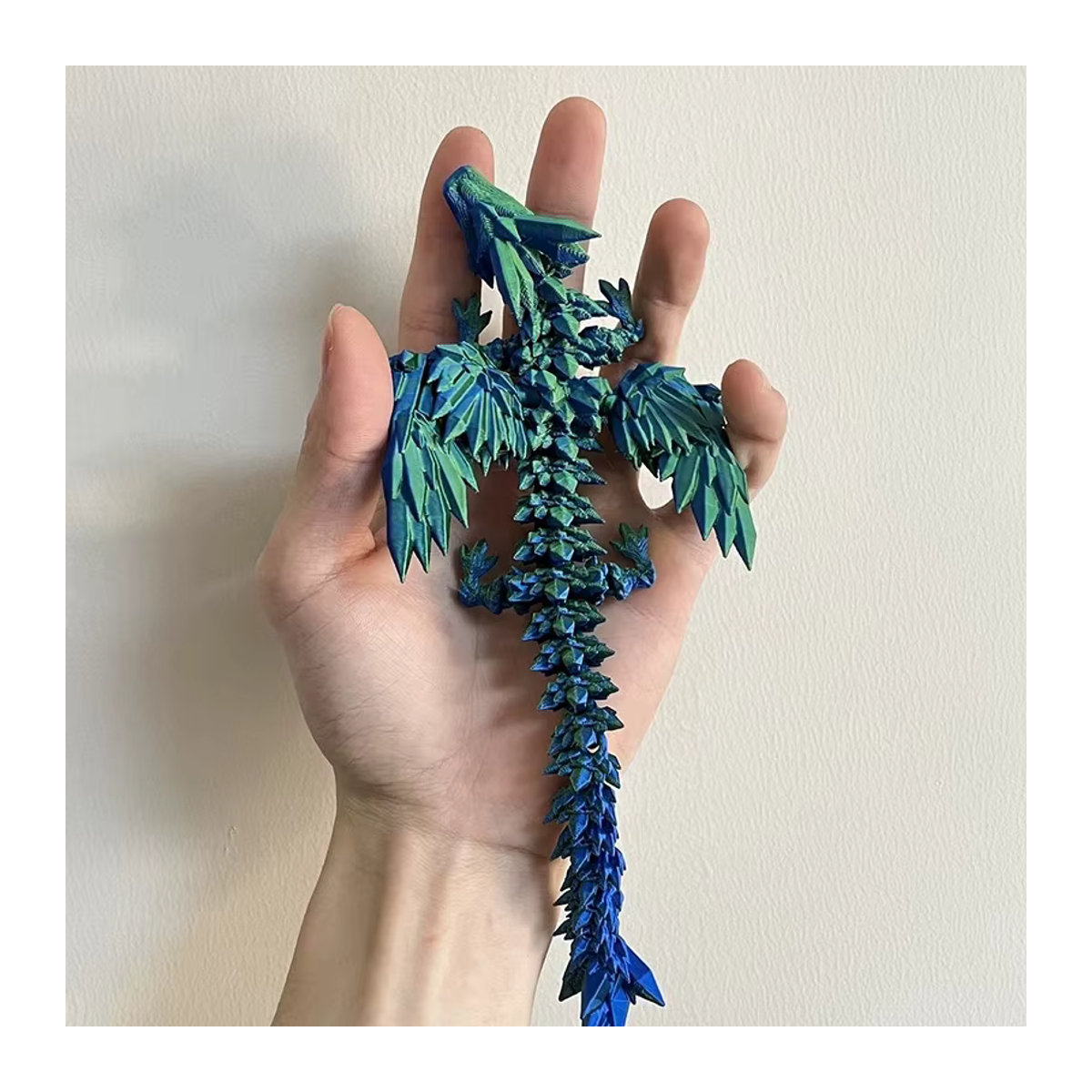 WHPHous Beweglicher 3D-gedruckter Drache in Blau als dekoratives Kunsthandwerk-Ornament für deinen Schreibtisch - Bild 2