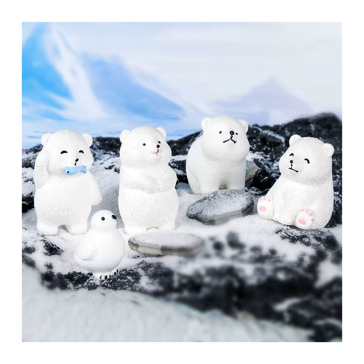 WHPHous Mini Eisbär Figur aus Kunstharz in Weiß für Puppenhaus Modell und Desktop Dekoration - Bild 2
