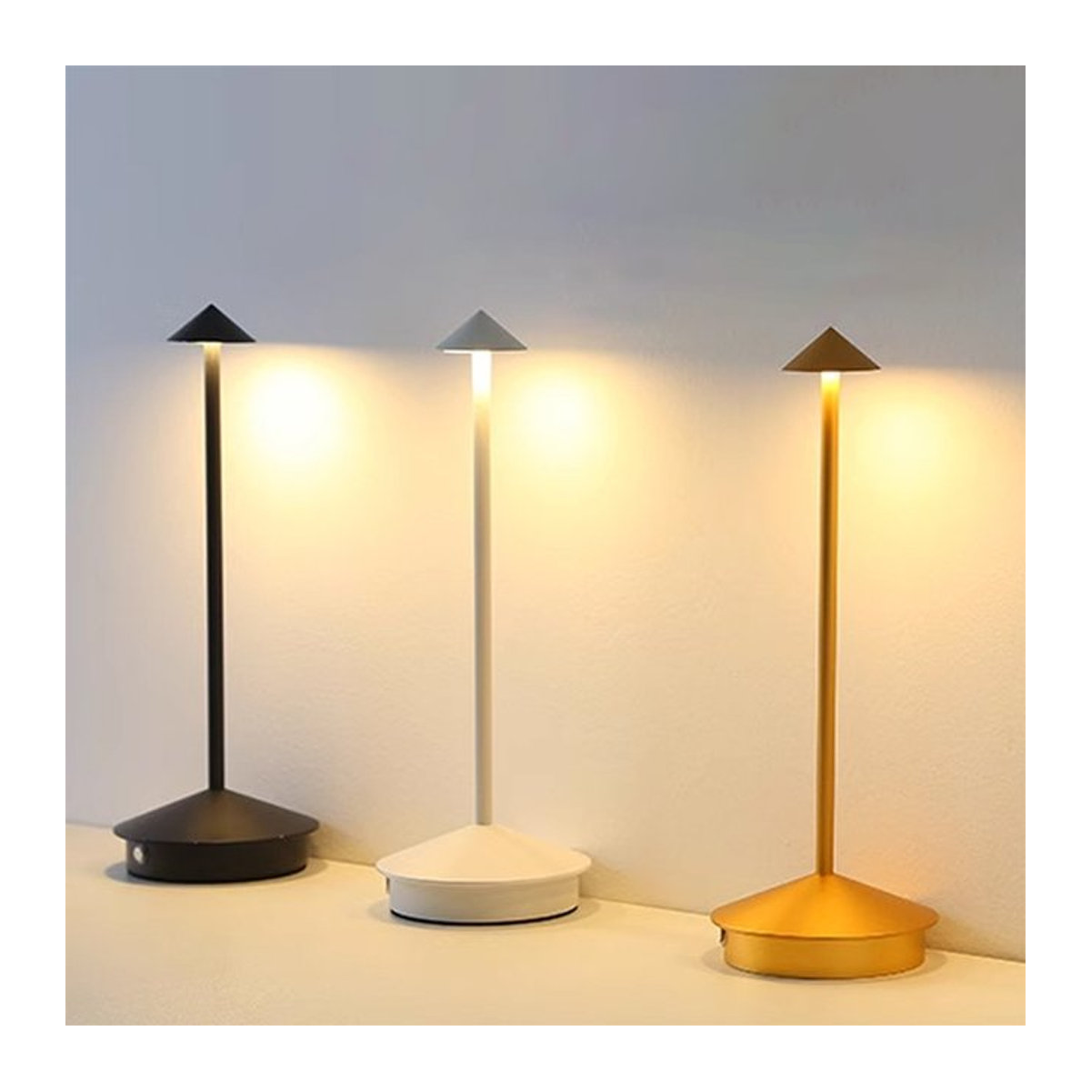 Wiederaufladbare LED Tischlampe Pina Pro in Schwarz im minimalistischen Pilz-Design für Hotel, Bar und Esszimmer - Bild 1