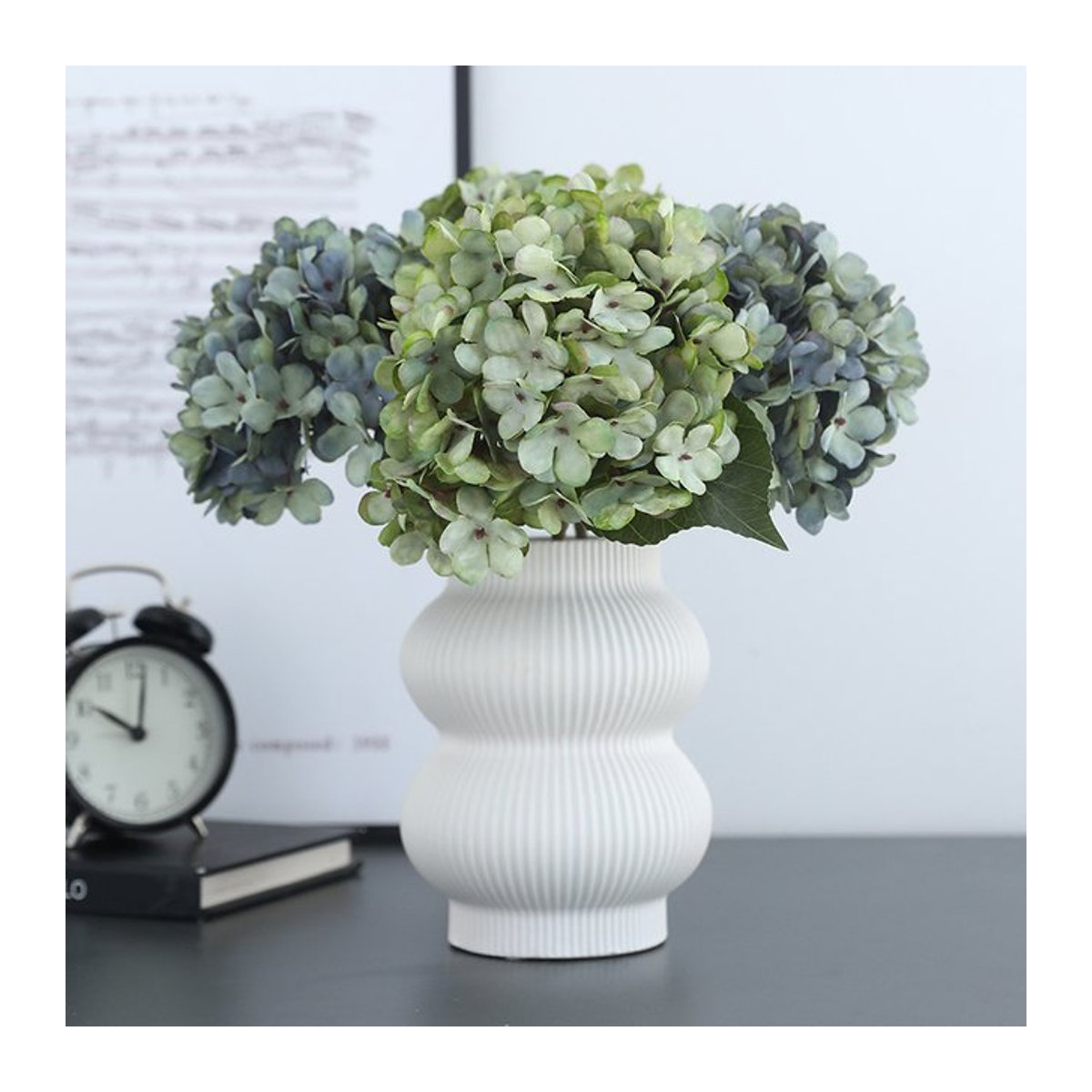 WQNJIN Künstliche Hortensien in Blau und Mehrfarbig im Vintage-Stil als florale Dekoration für Herbst, Hochzeit und Esstisch - Bild 1