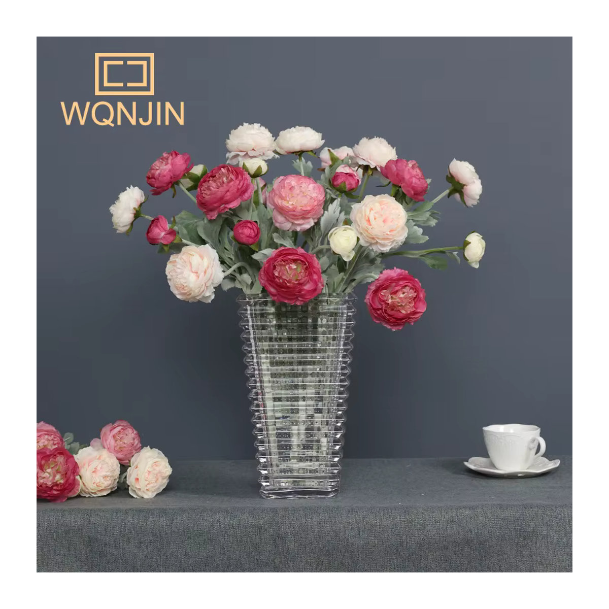 WQNJIN Künstliche Pfingstrosen mit 3 Blütenköpfen in Weiß und Rosa für Hochzeitsdekoration und Hotel-Design - Bild 3