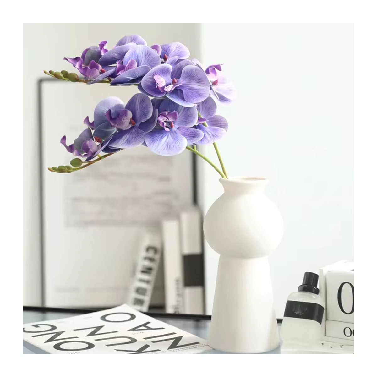 WQNJIN Künstliche Schmetterlings-Orchidee als einzelner Zweig in Lila mit Keramikvase - Bild 1