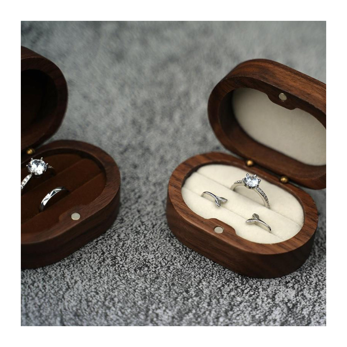 Wucifang Jewelry Verlobungsringbox aus Massivholz in Schwarzbraun, ovaler Ringorganisator aus Walnussholz für die Hochzeit - Bild 1