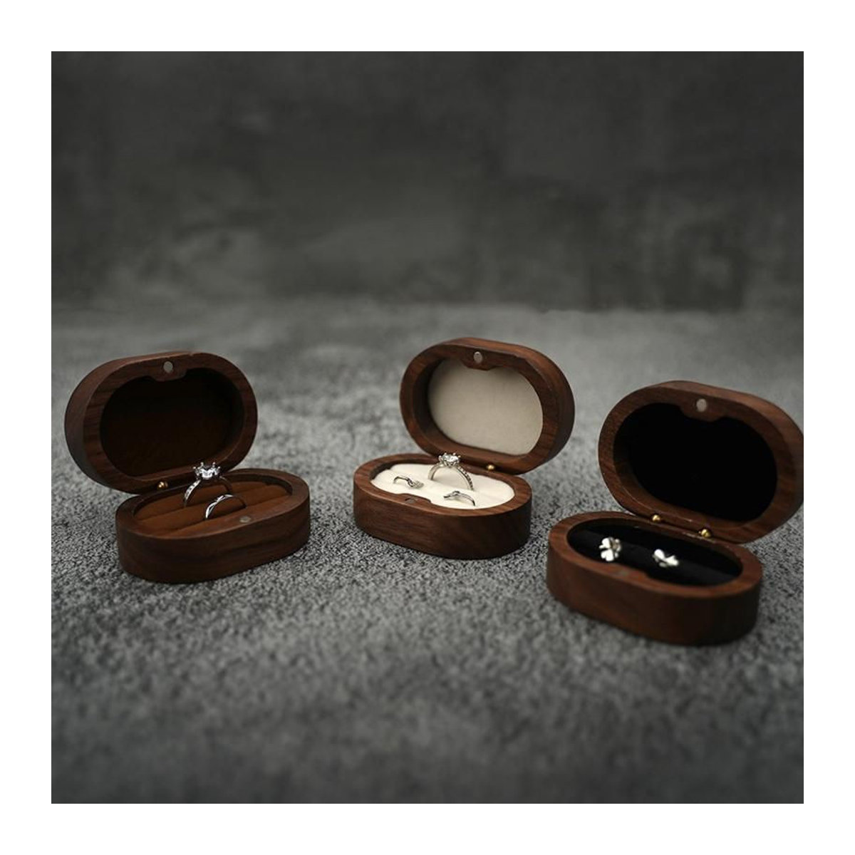 Wucifang Jewelry Verlobungsringbox aus Massivholz in Schwarzbraun, ovaler Ringorganisator aus Walnussholz für die Hochzeit - Bild 3